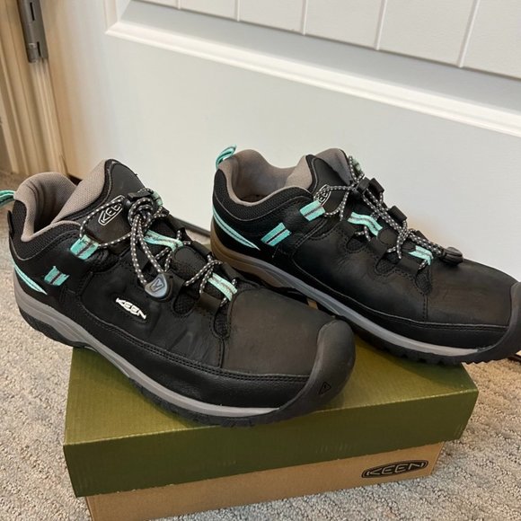 Keen Shoes Youth Keen Hiking Shoe Poshmark